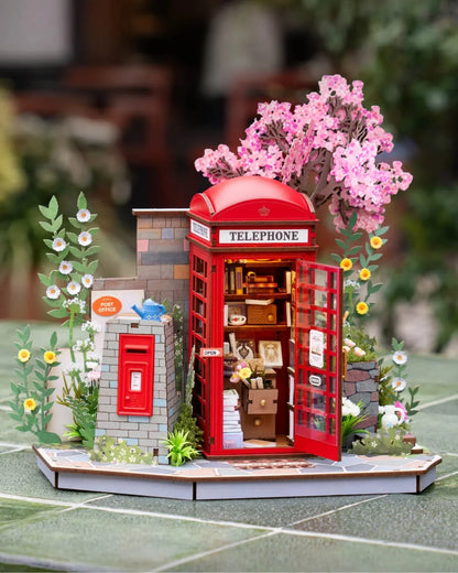Book Nook Blossom Booth