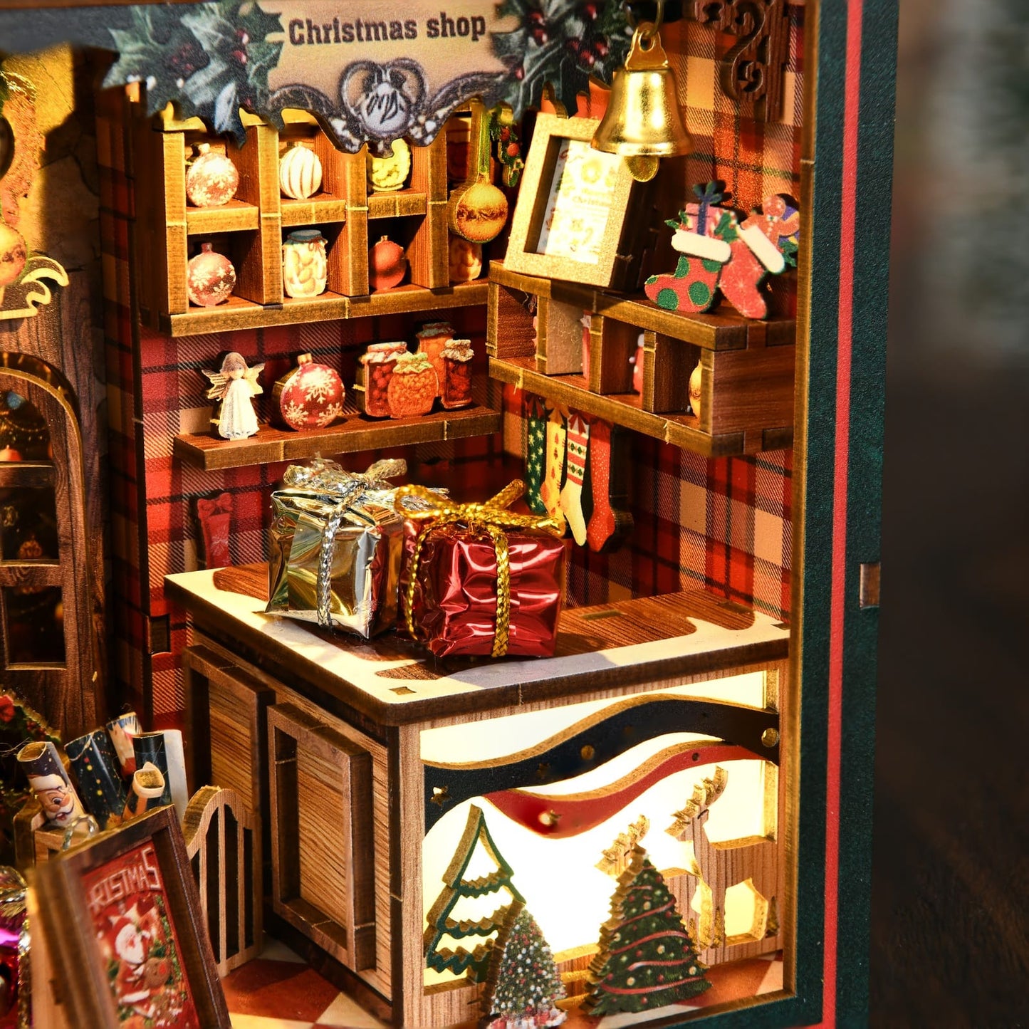 Book Nook Christmas Shop