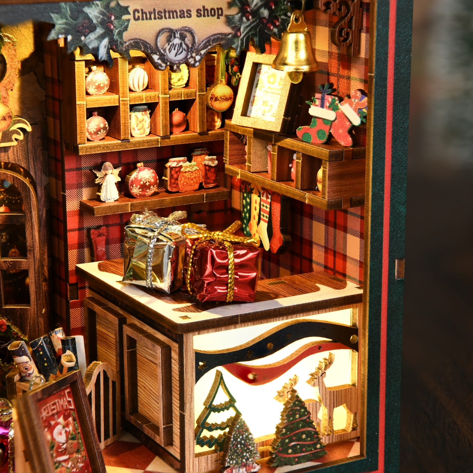 Book Nook Christmas Shop