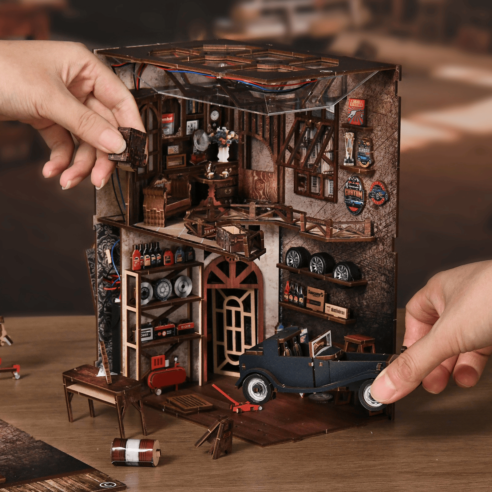 Book Nook Craftmanship Repair Shop