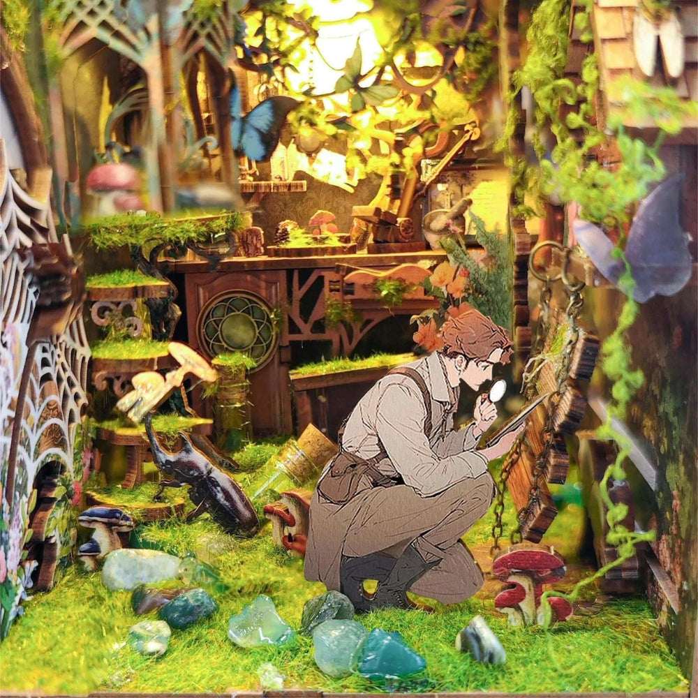Book Nook Insect Story