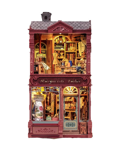 Book Nook Marguerite Tailor