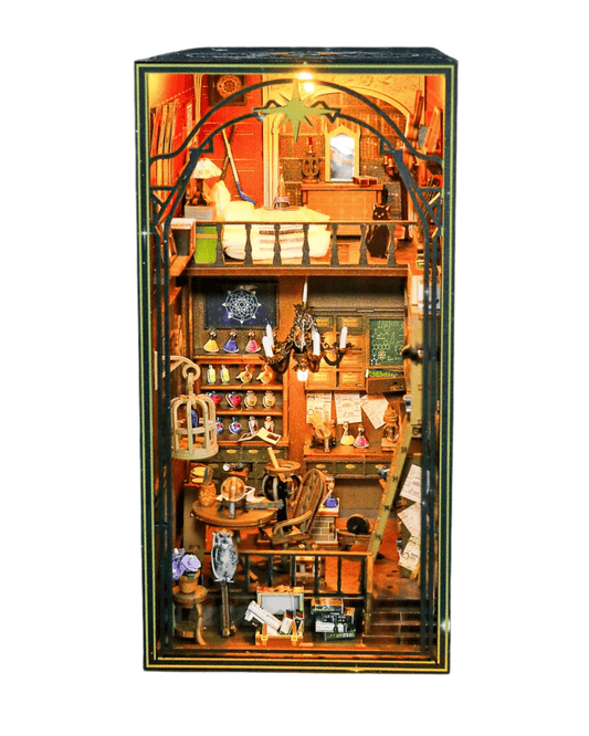 Book Nook Mira Magic House