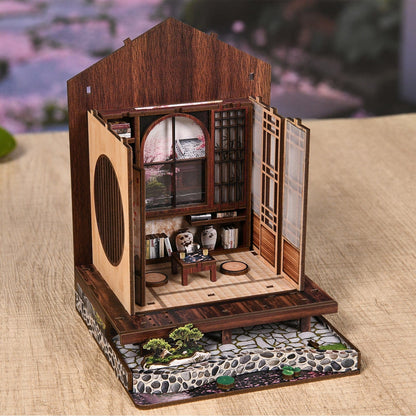 Book Nook Moss-Lantern Harmony Garden