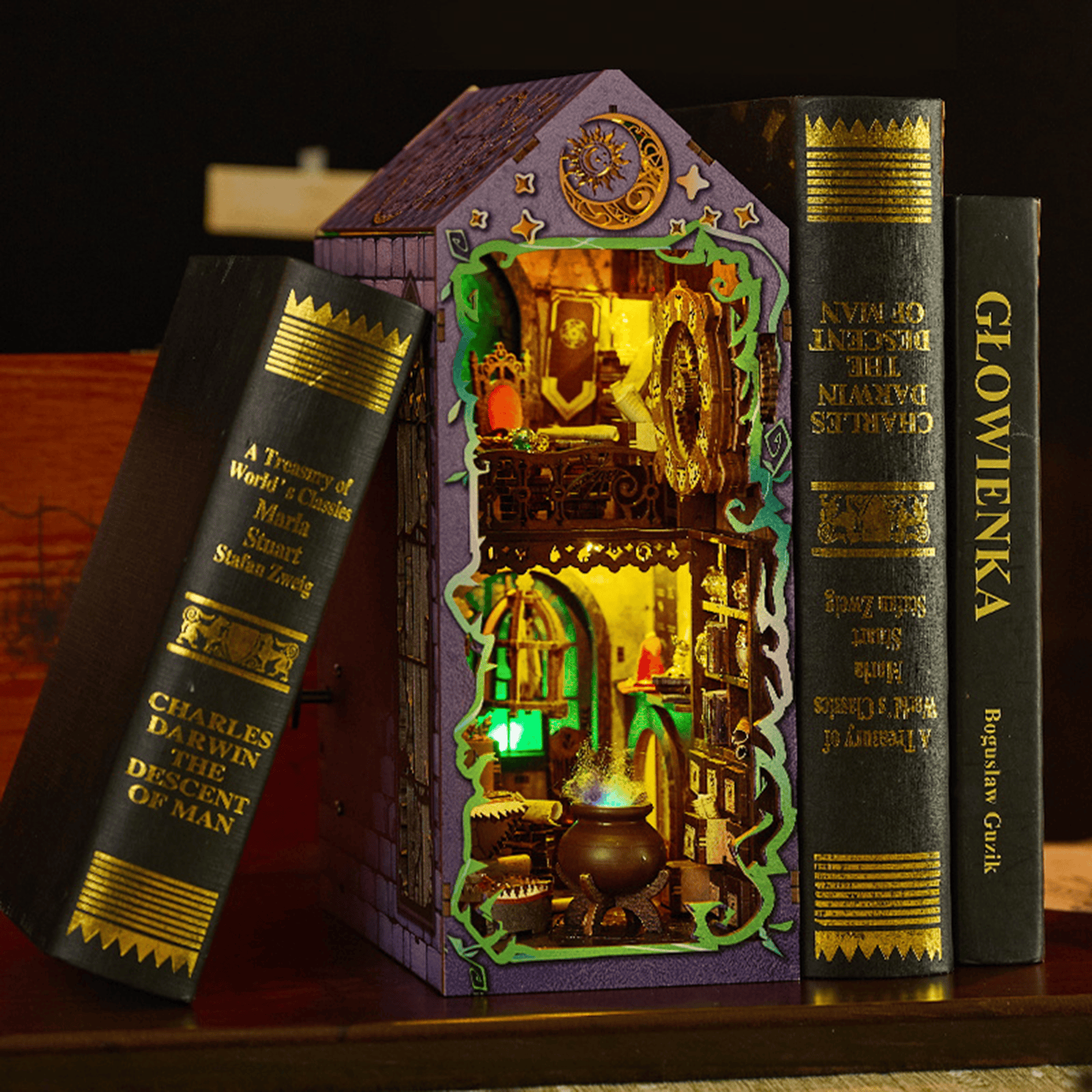 Book Nook Mystic Theurge's Hut