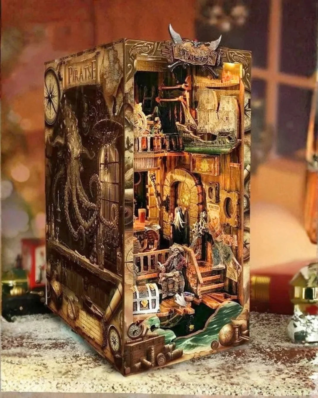 Book Nook New World Ghost Ship