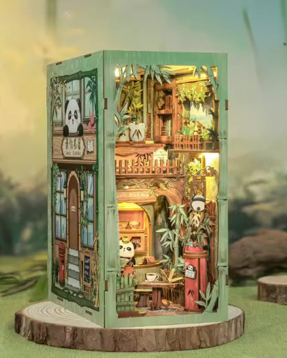 Book Nook Panda Bookshop