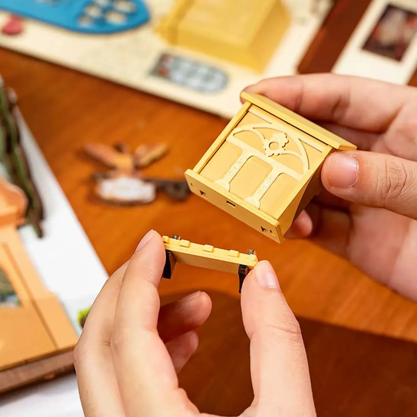 Book Nook Romantic Venice